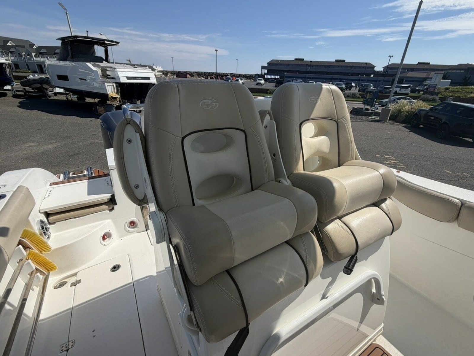 2016 Sea Fox 288 Commander