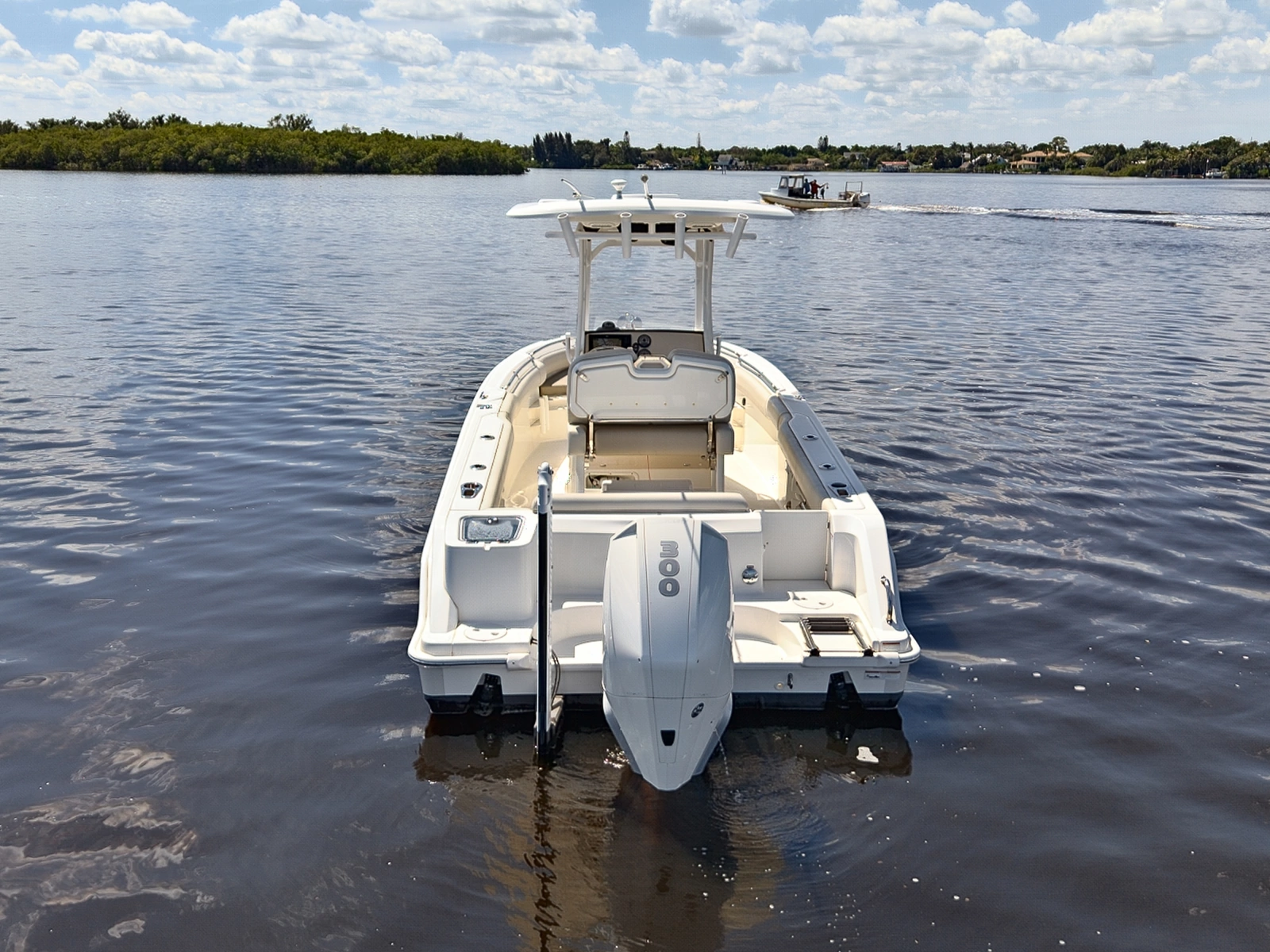 2022 Boston Whaler 230 Outrage