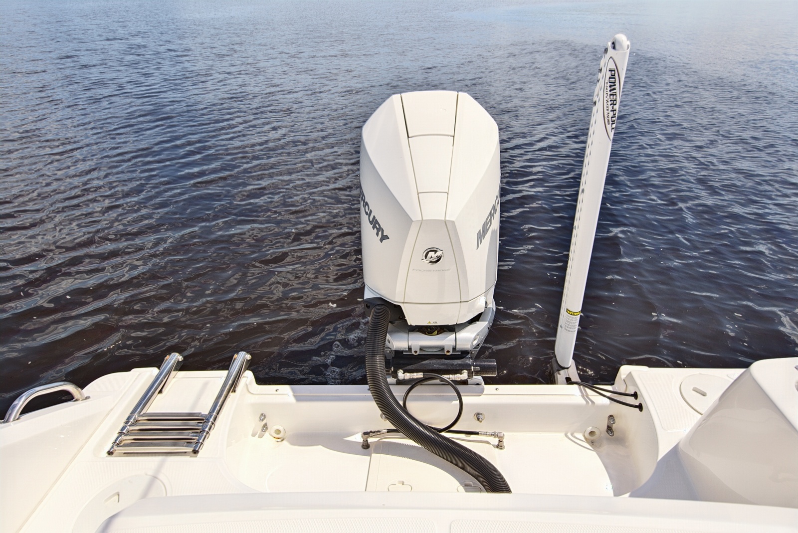 2022 Boston Whaler 