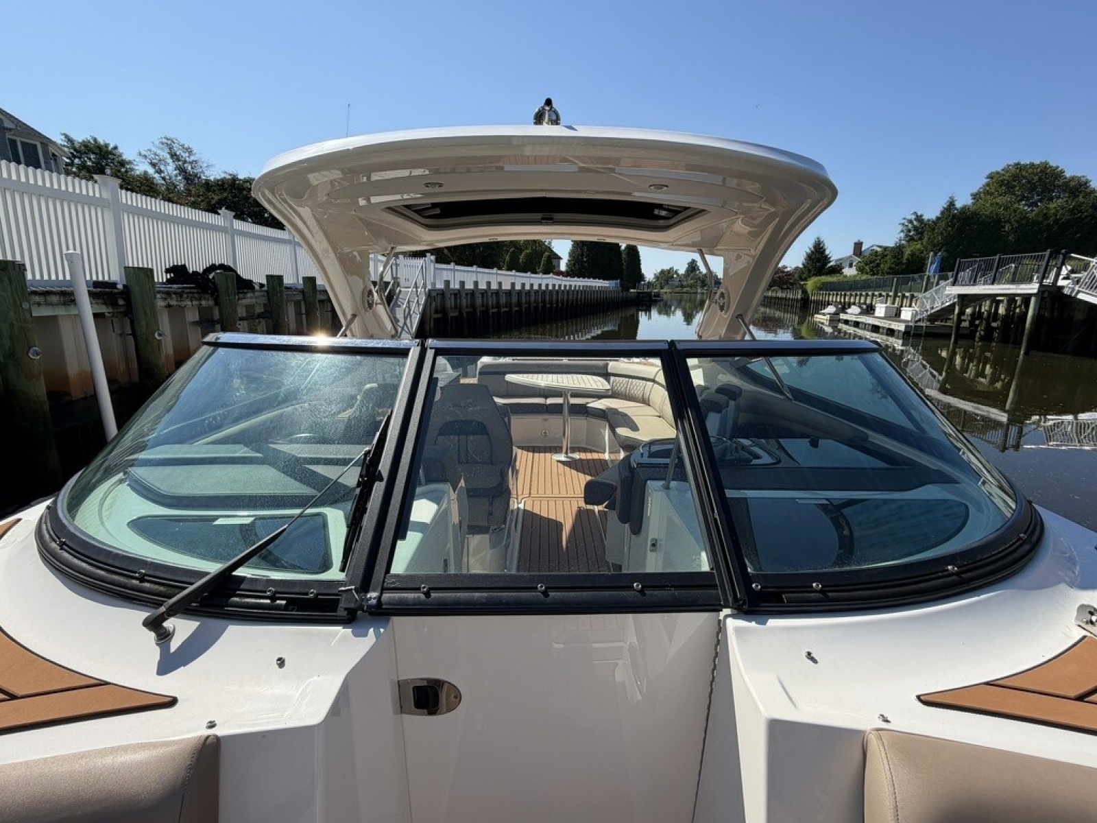 2017 Sea Ray SLX 350