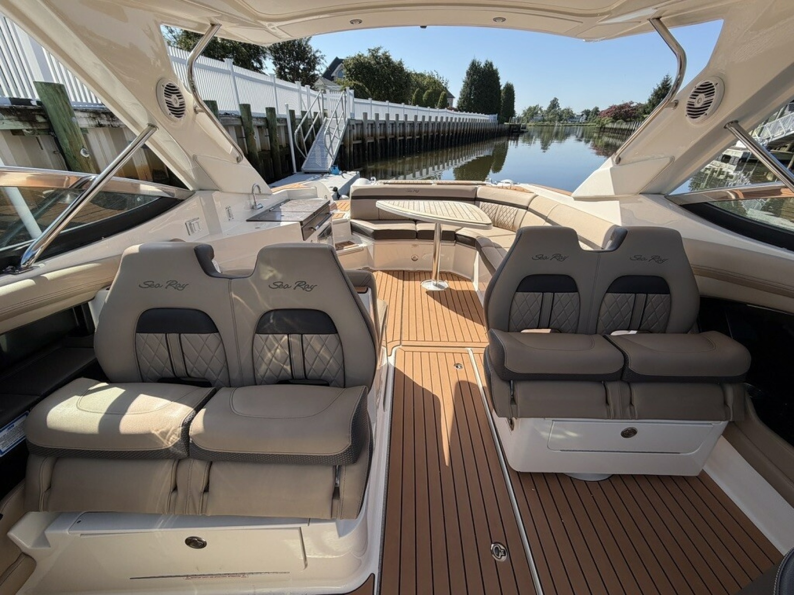 2017 Sea Ray SLX 350