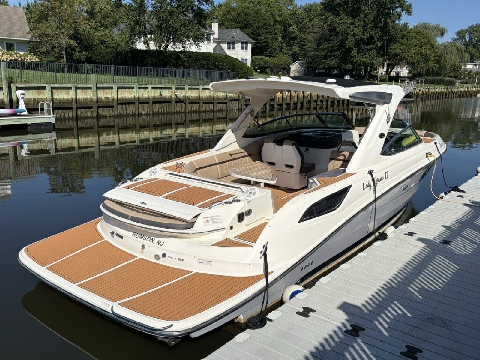 2017 Sea Ray SLX 350