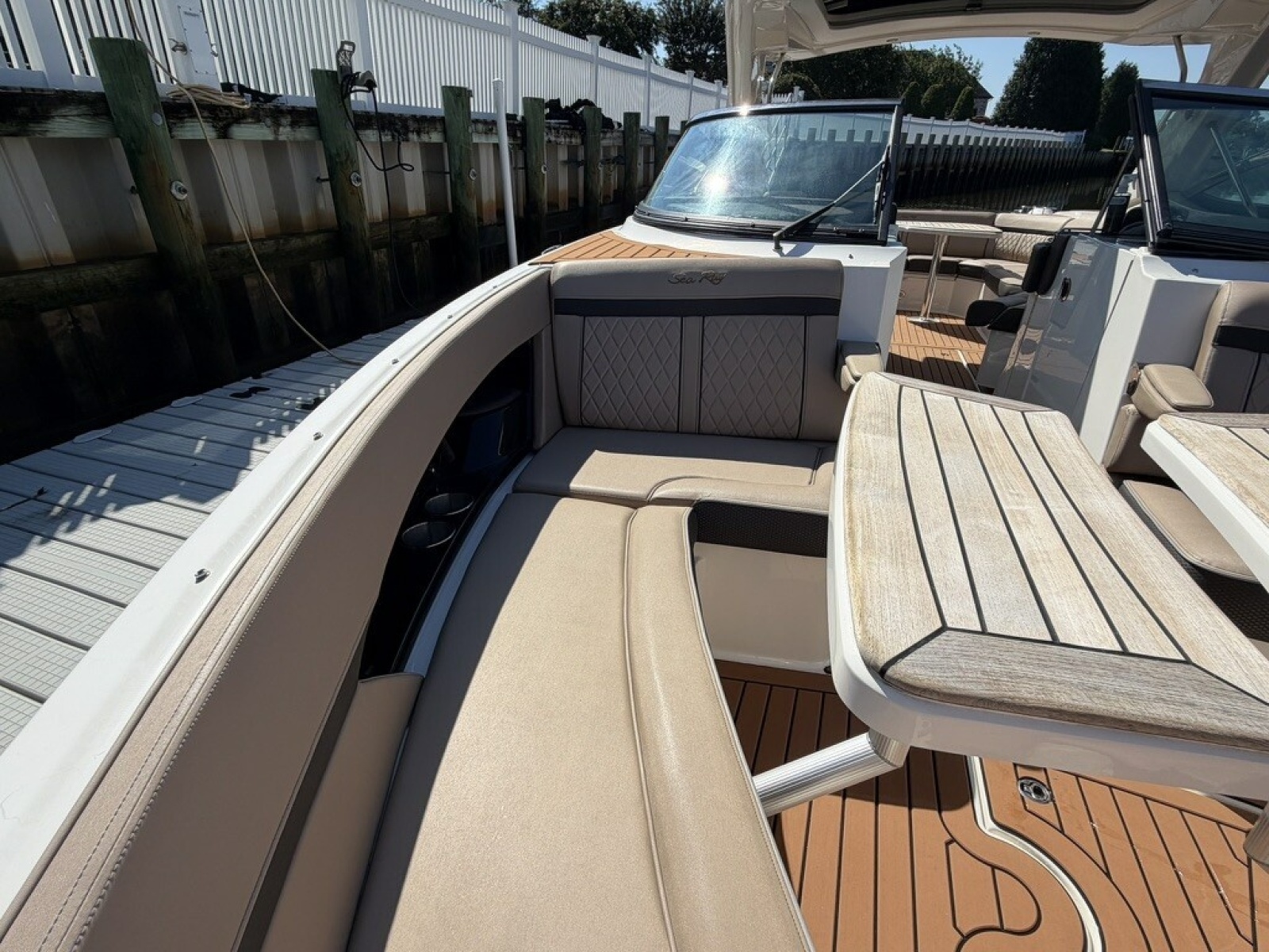 2017 Sea Ray SLX 350