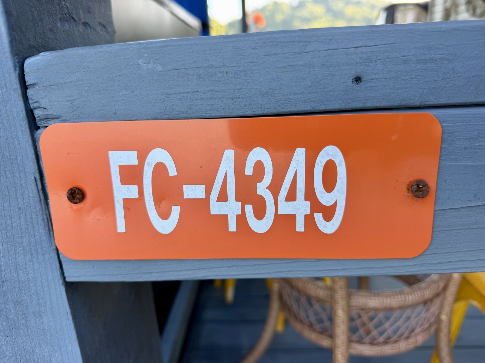 1994 Custom 20 x 33 Floating Cabin - Approx 613sqft