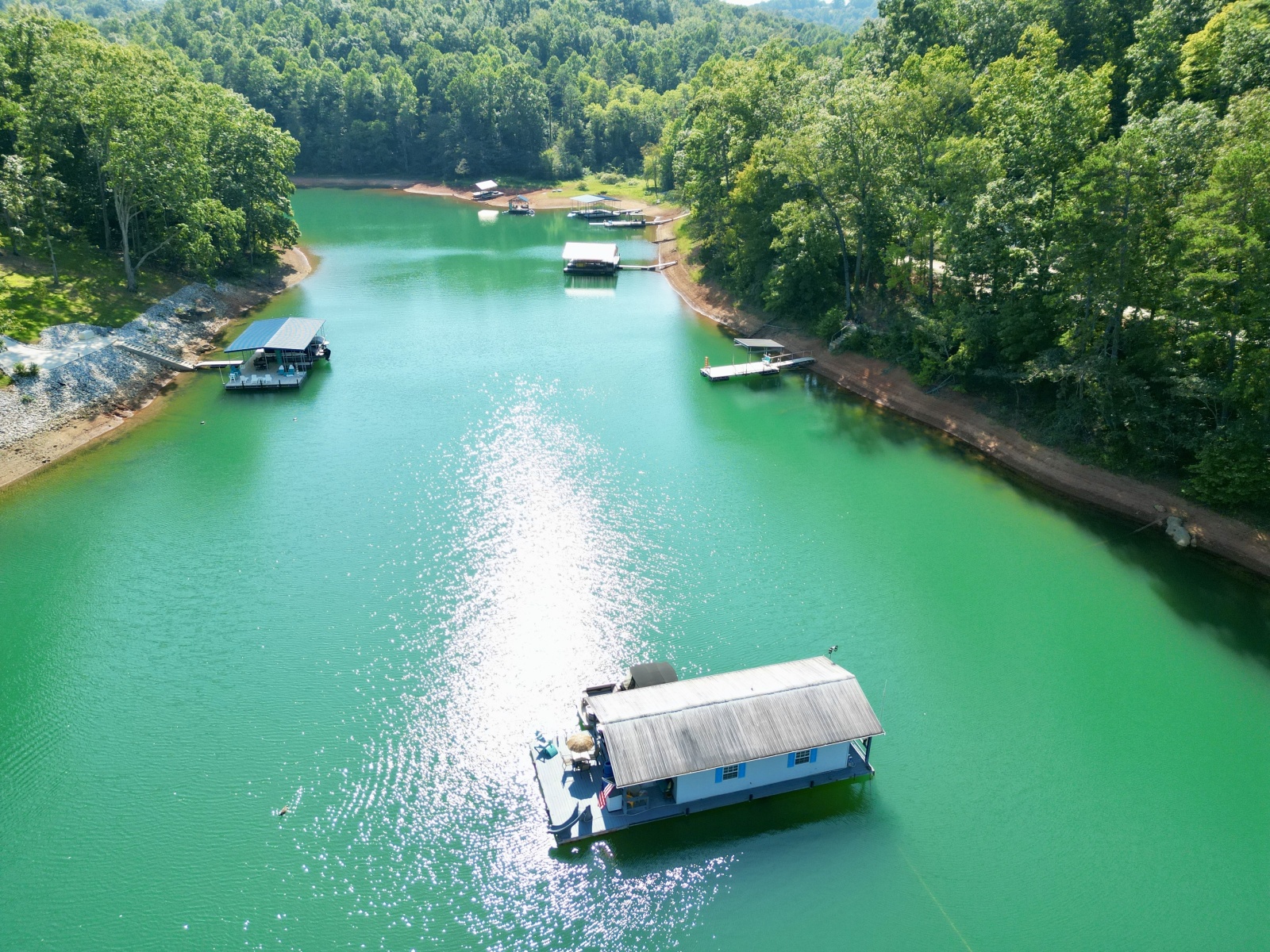 1994 Custom 20 x 33 Floating Cabin - Approx 613sqft