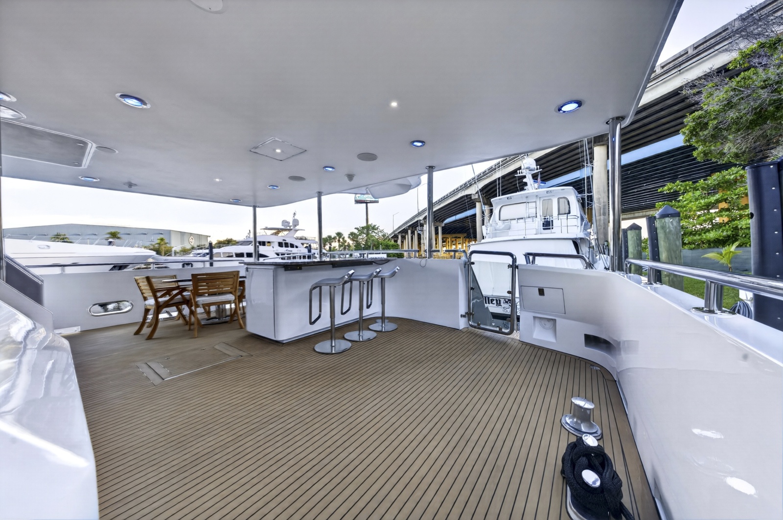 1989 Westport Flybridge Motoryacht