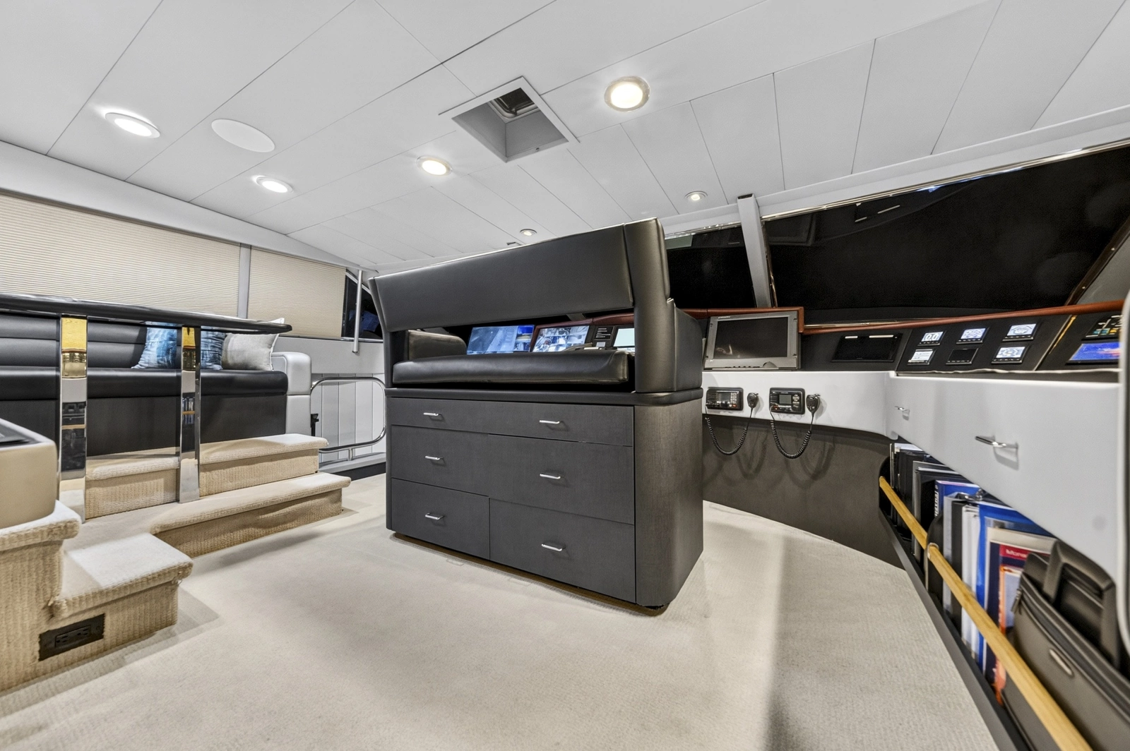 1989 Westport Flybridge Motoryacht