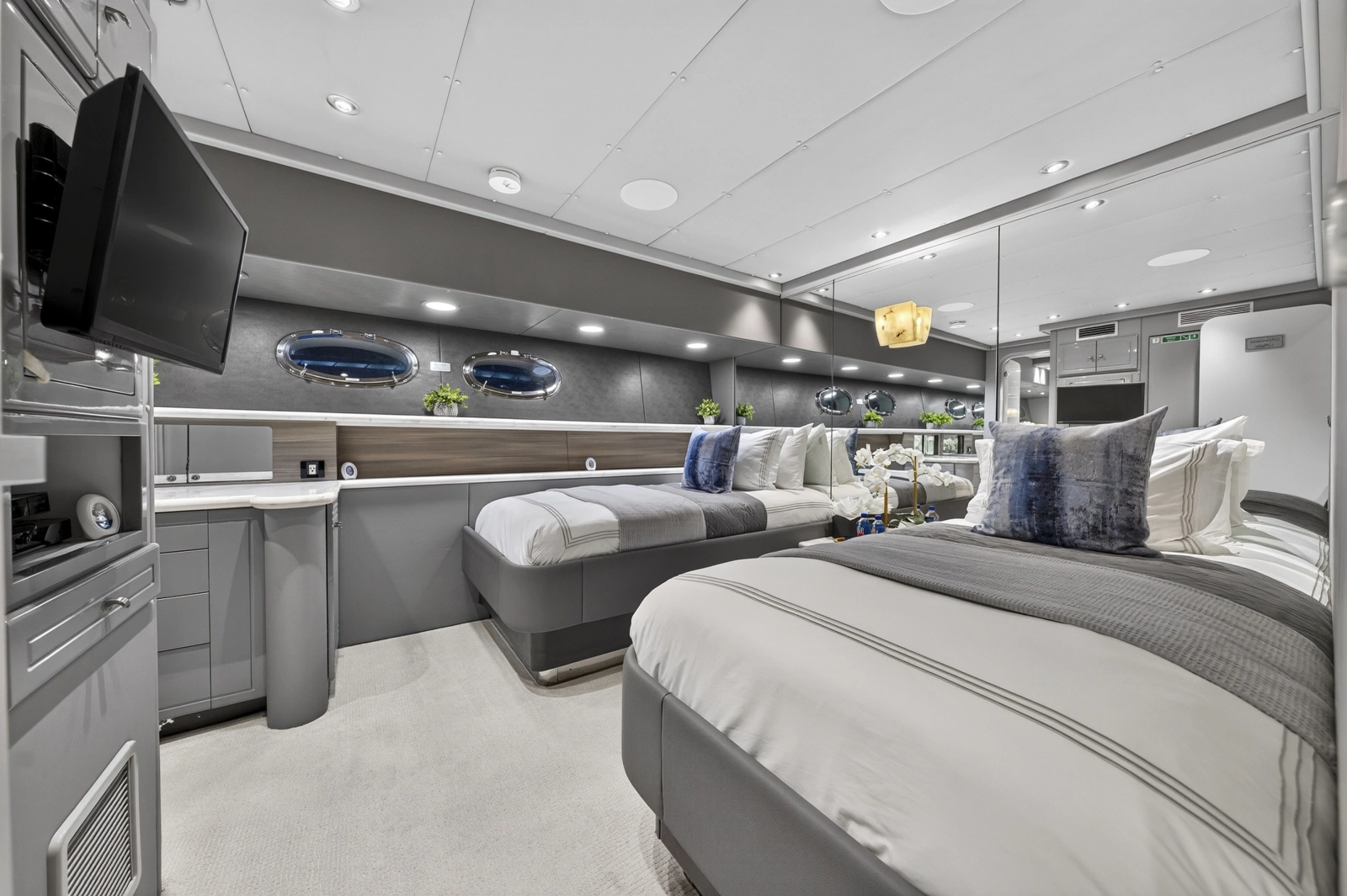 1989 Westport Flybridge Motoryacht