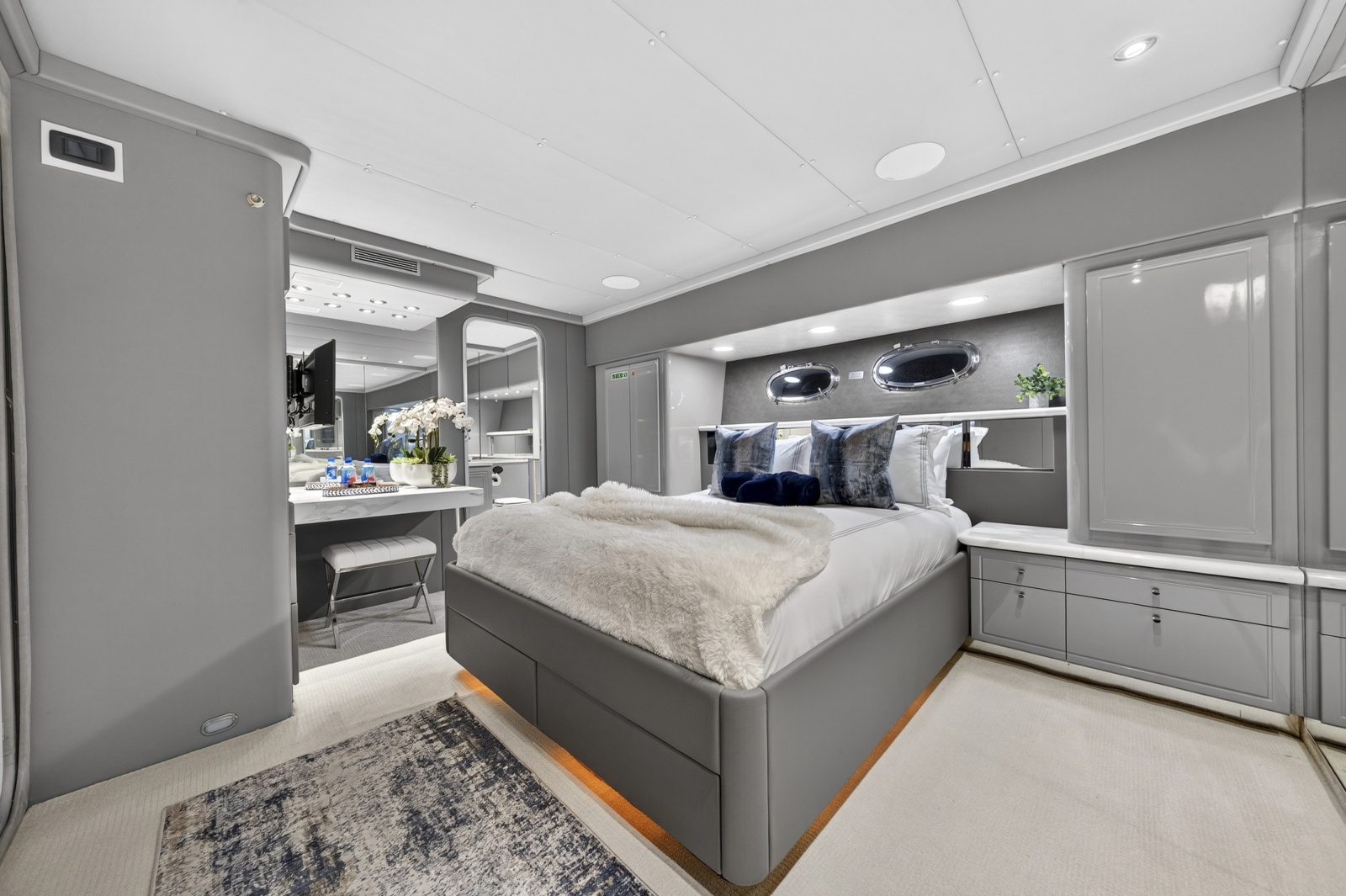 1989 Westport Flybridge Motoryacht