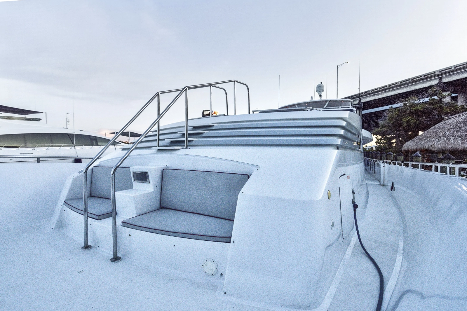 1989 Westport Flybridge Motoryacht