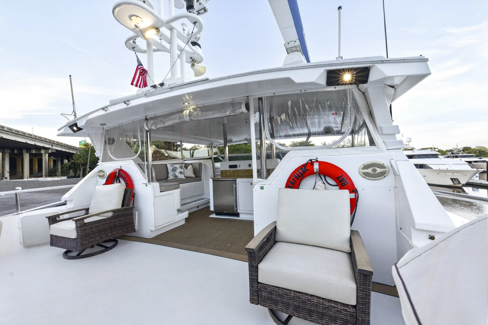 1989 Westport Flybridge Motoryacht