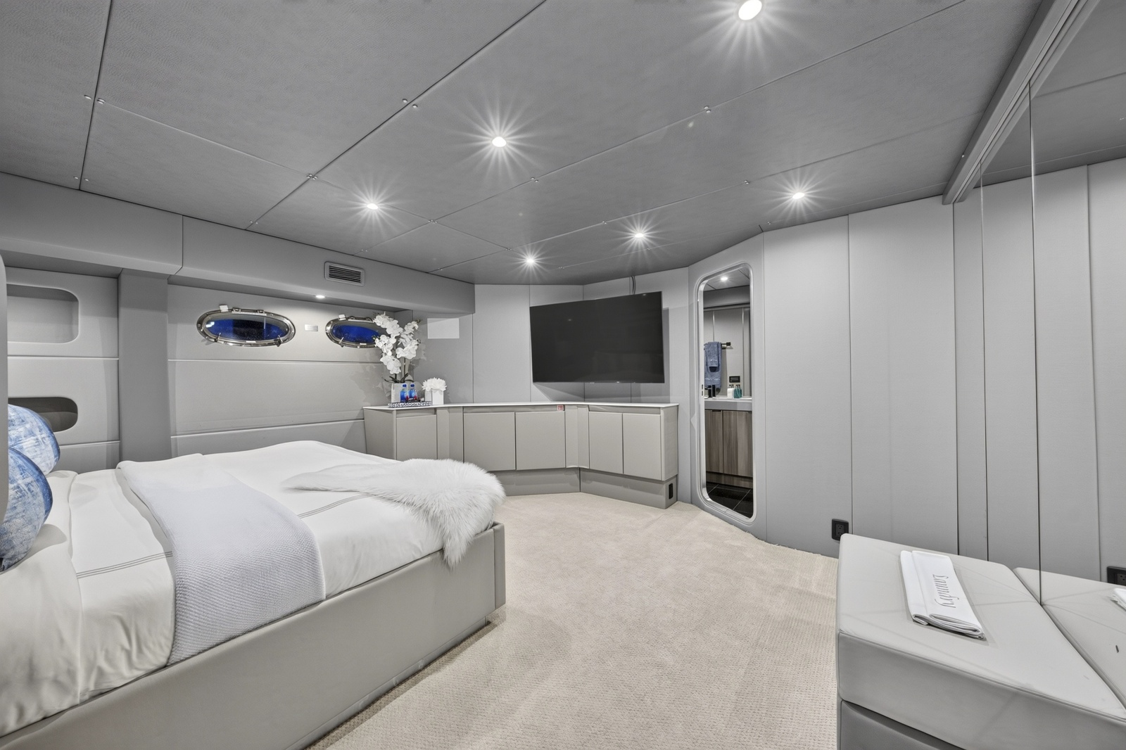 1989 Westport Flybridge Motoryacht