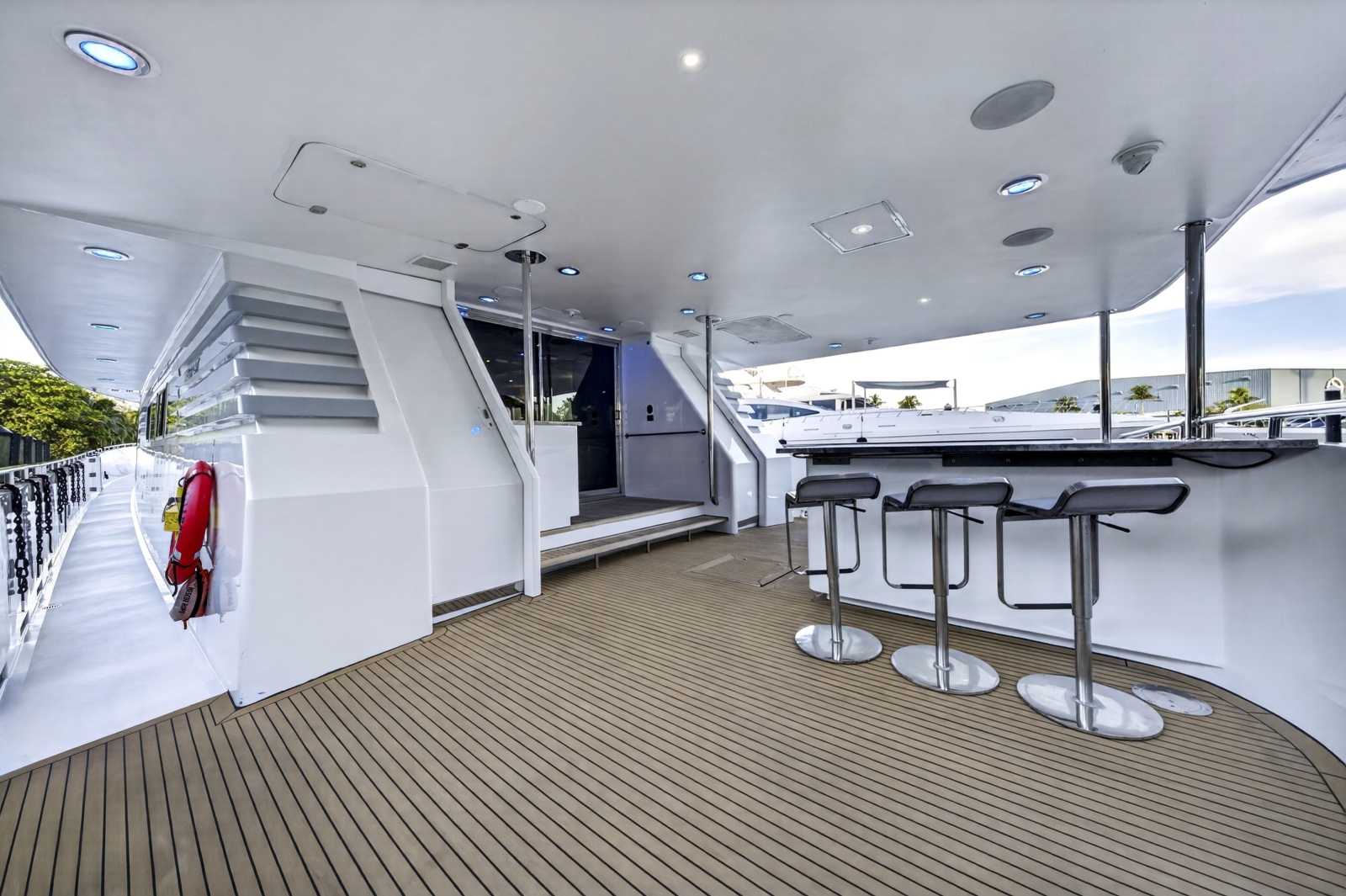 1989 Westport Flybridge Motoryacht