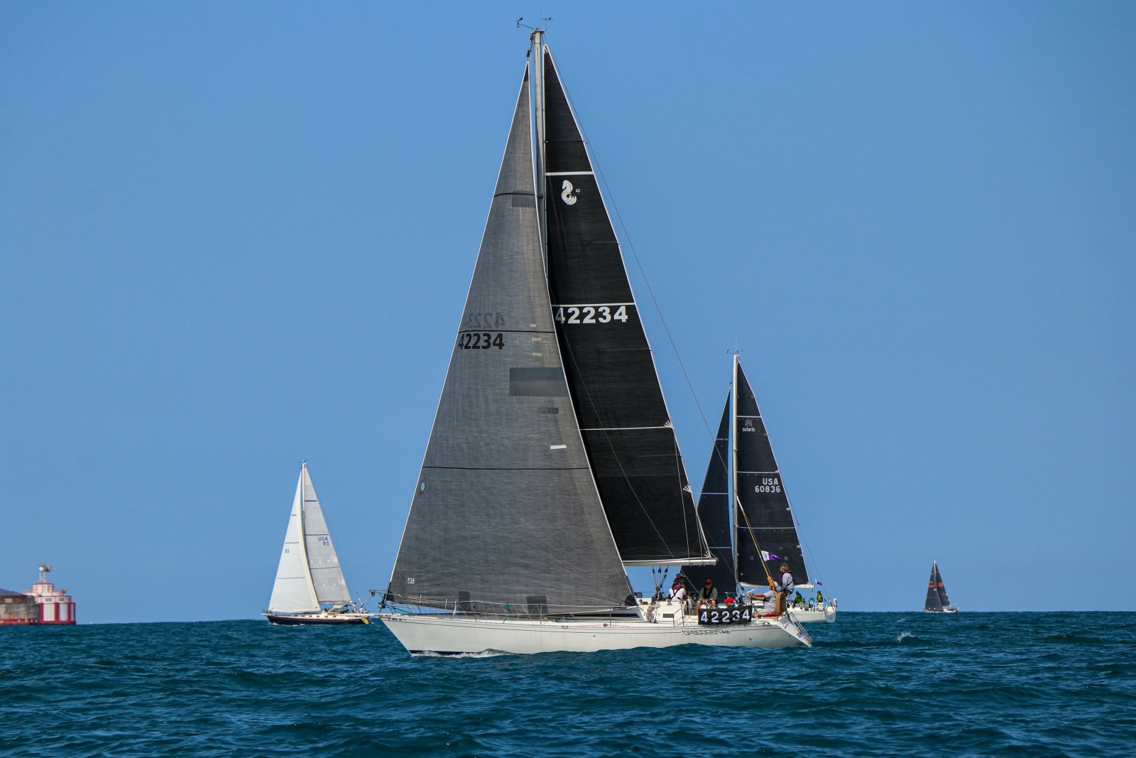 42' Beneteau port profile1
