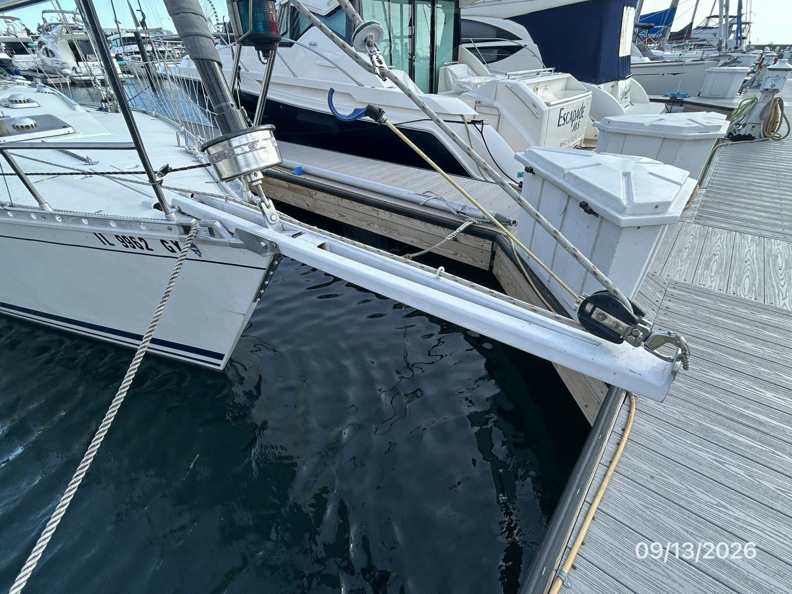 42' Beneteau bow sprit