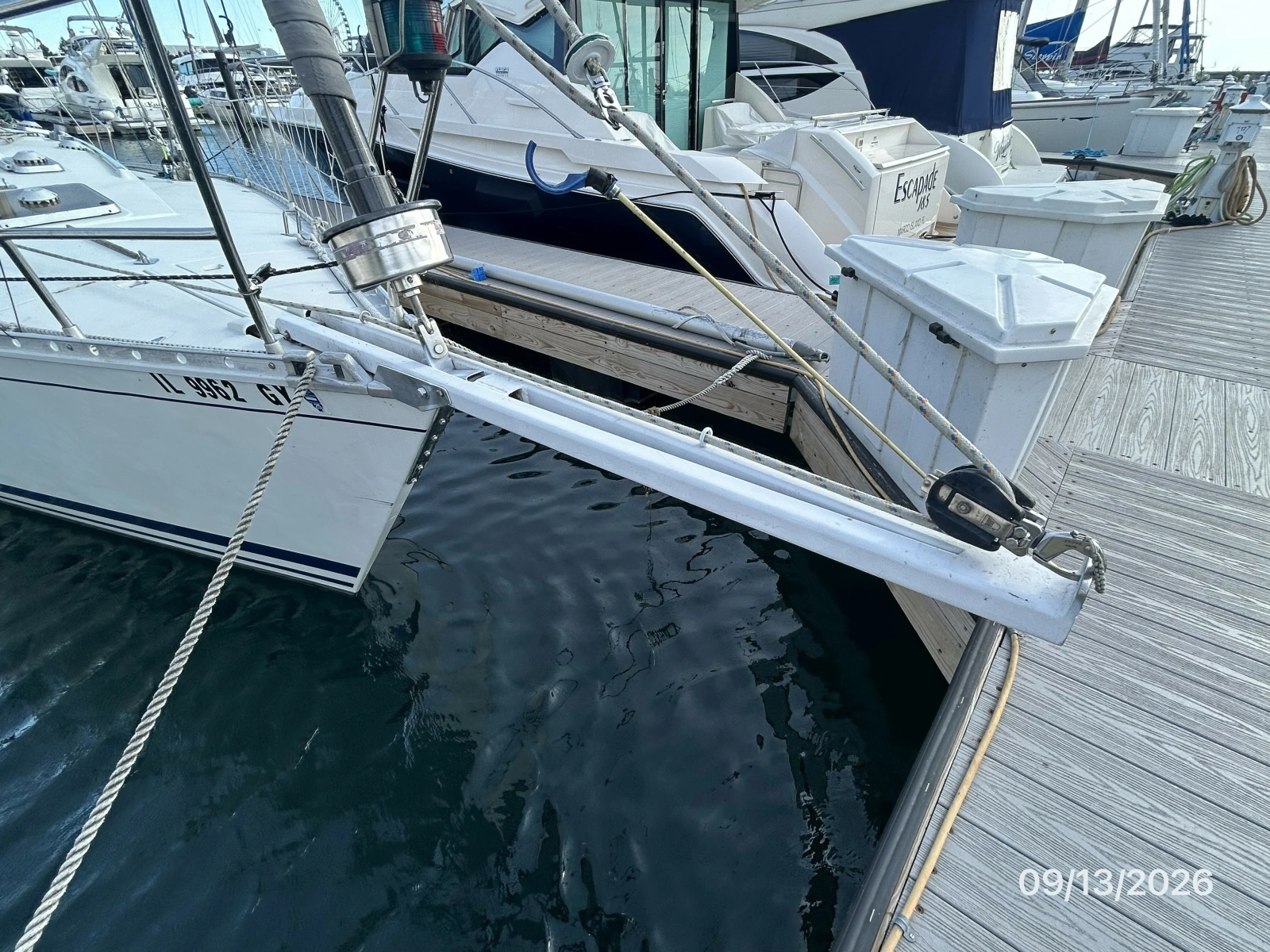 42' Beneteau bow sprit
