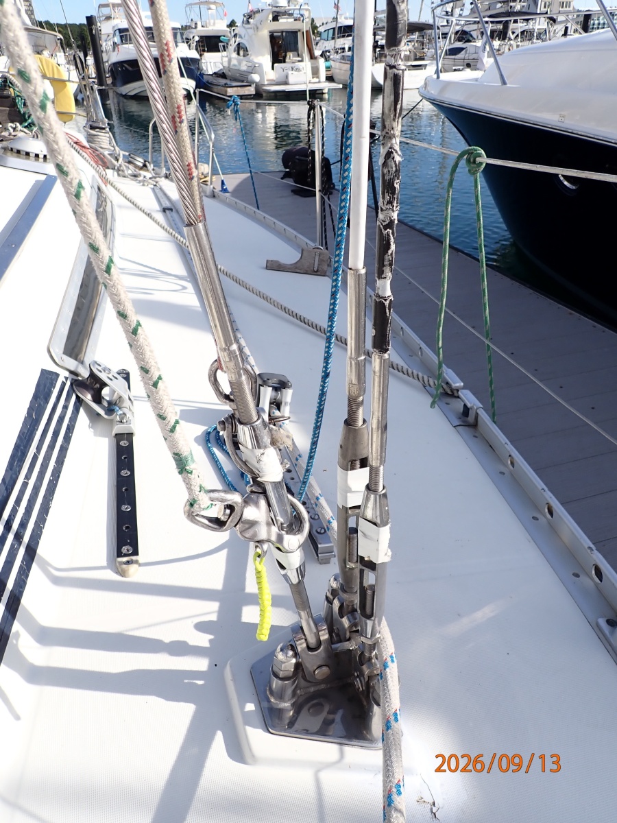 42' Beneteau standing rigging1