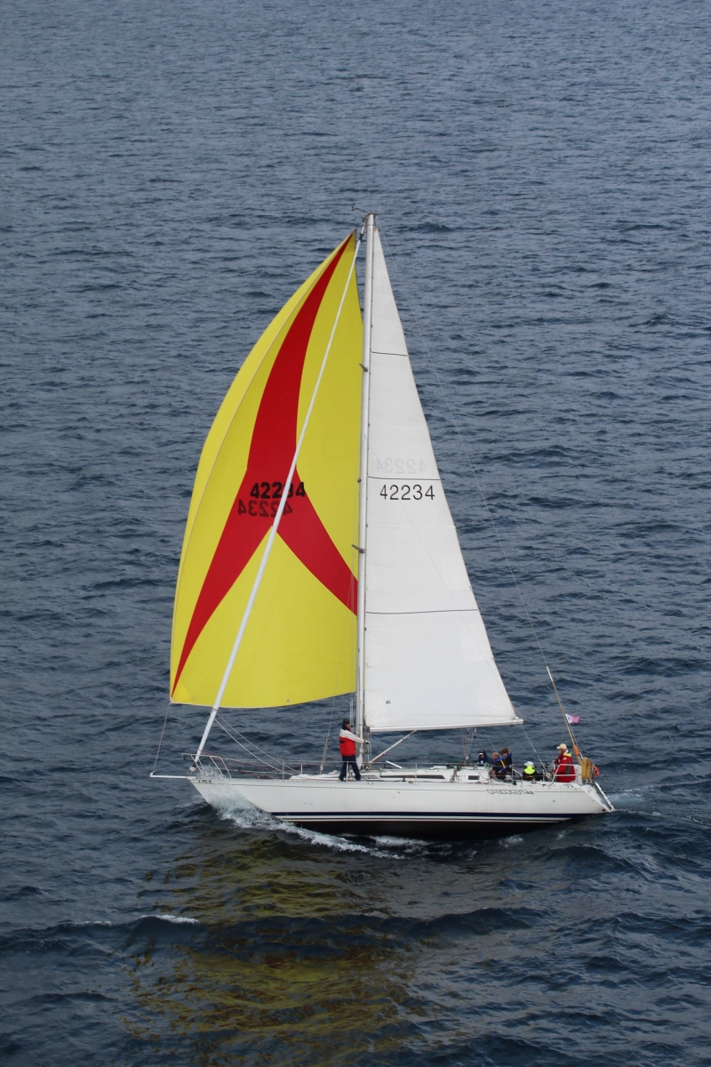 42' Beneteau port profile2