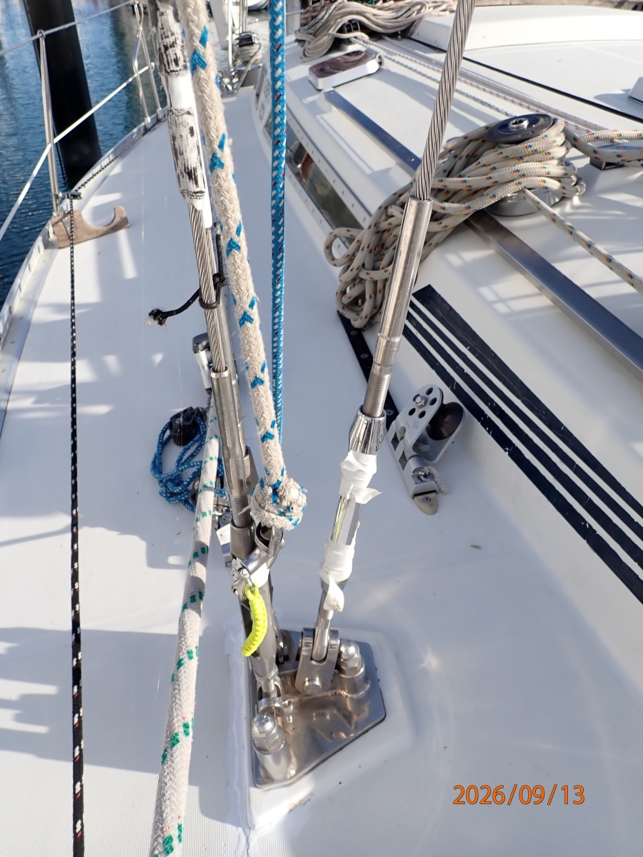42' Beneteau standing rigging2