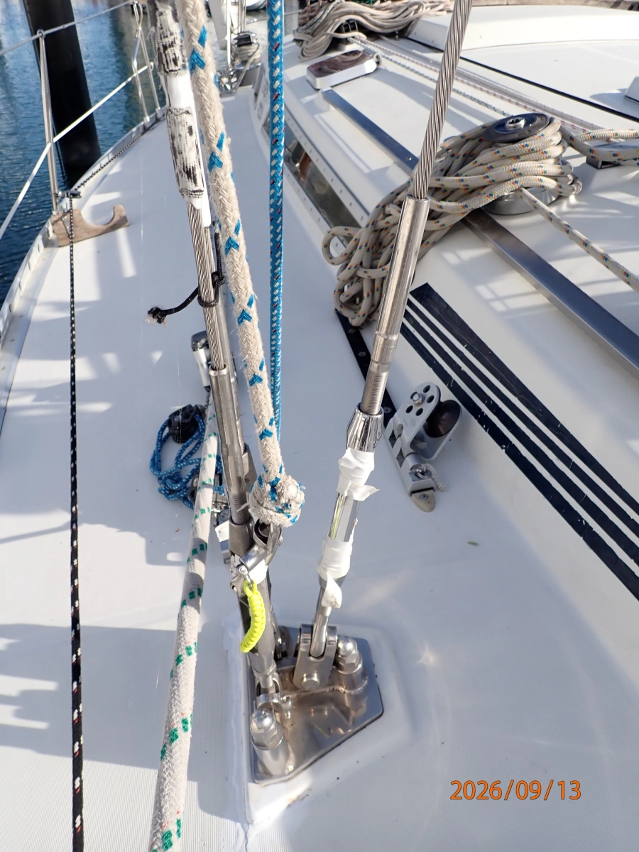 42' Beneteau standing rigging2