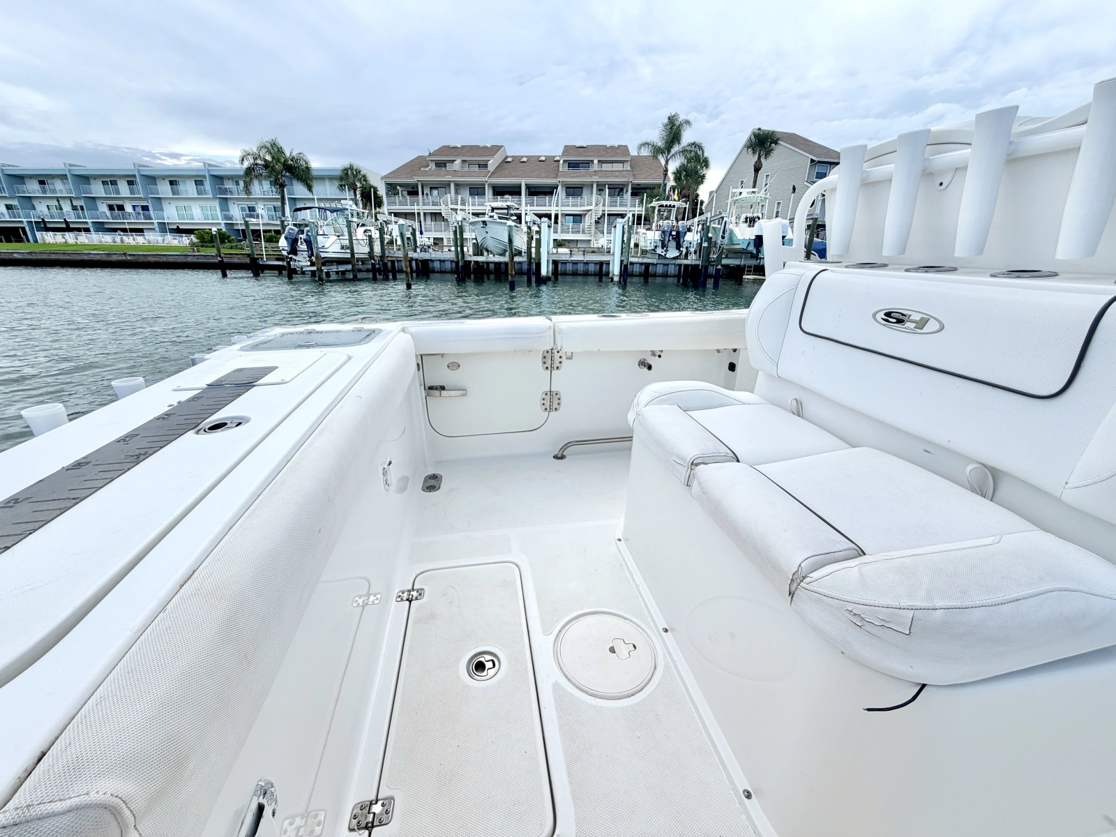 27ft Sea Hunt Yacht For Sale