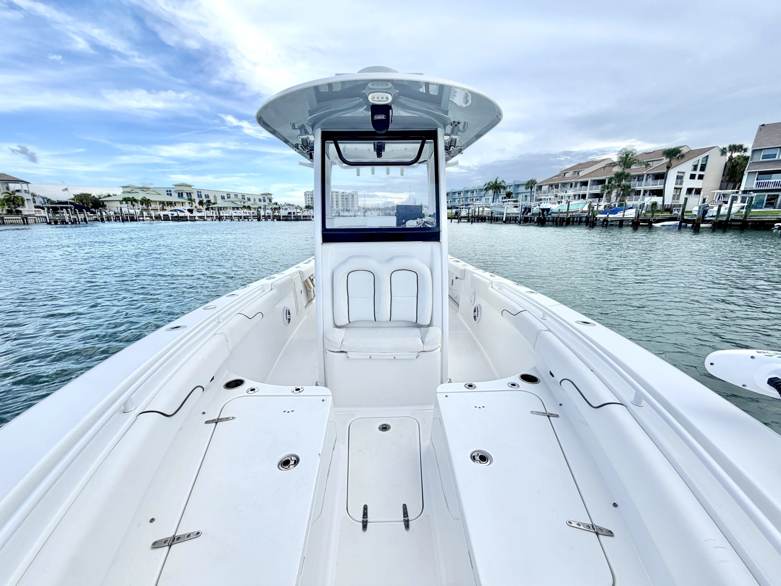27ft Sea Hunt Yacht For Sale