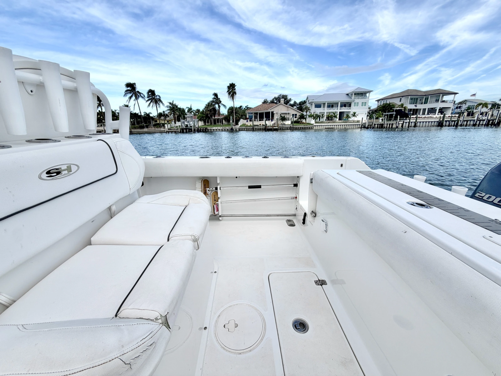 27ft Sea Hunt Yacht For Sale