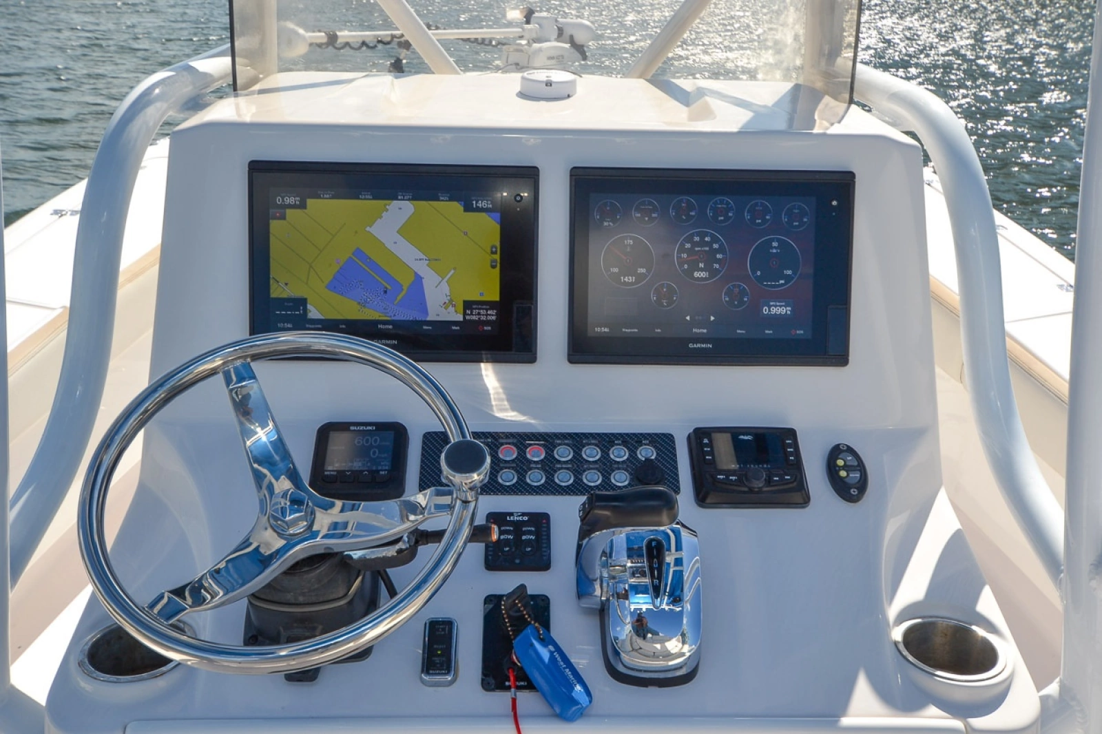 2020 Blue Wave 2800 Makaira