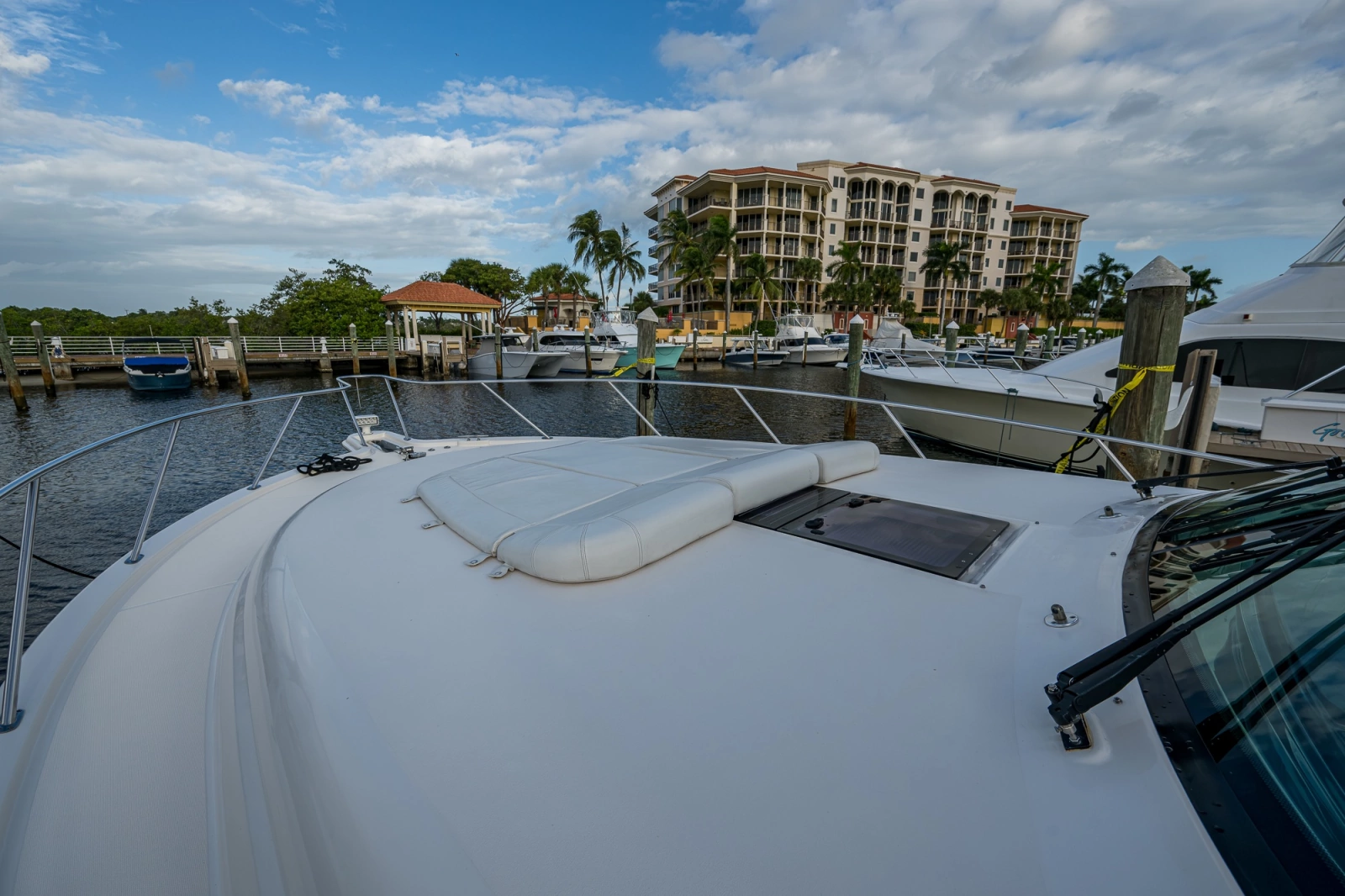 2018 Tiara Yachts 4300 Open