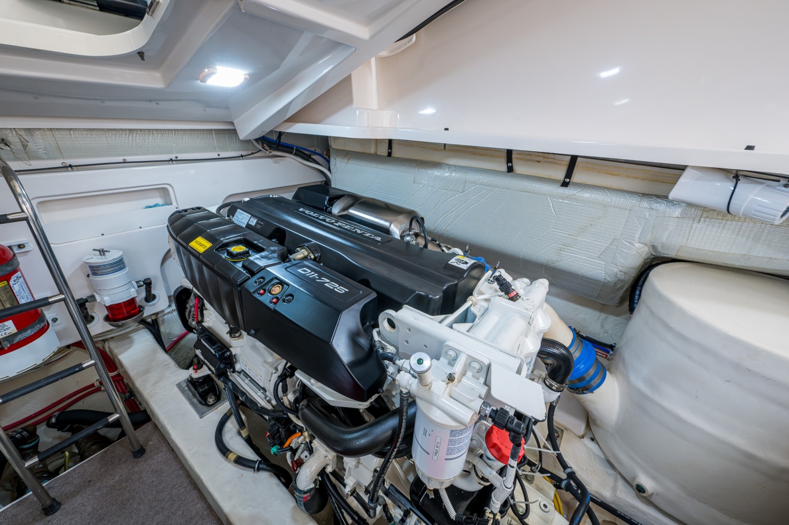 2018 Tiara Yachts 4300 Open