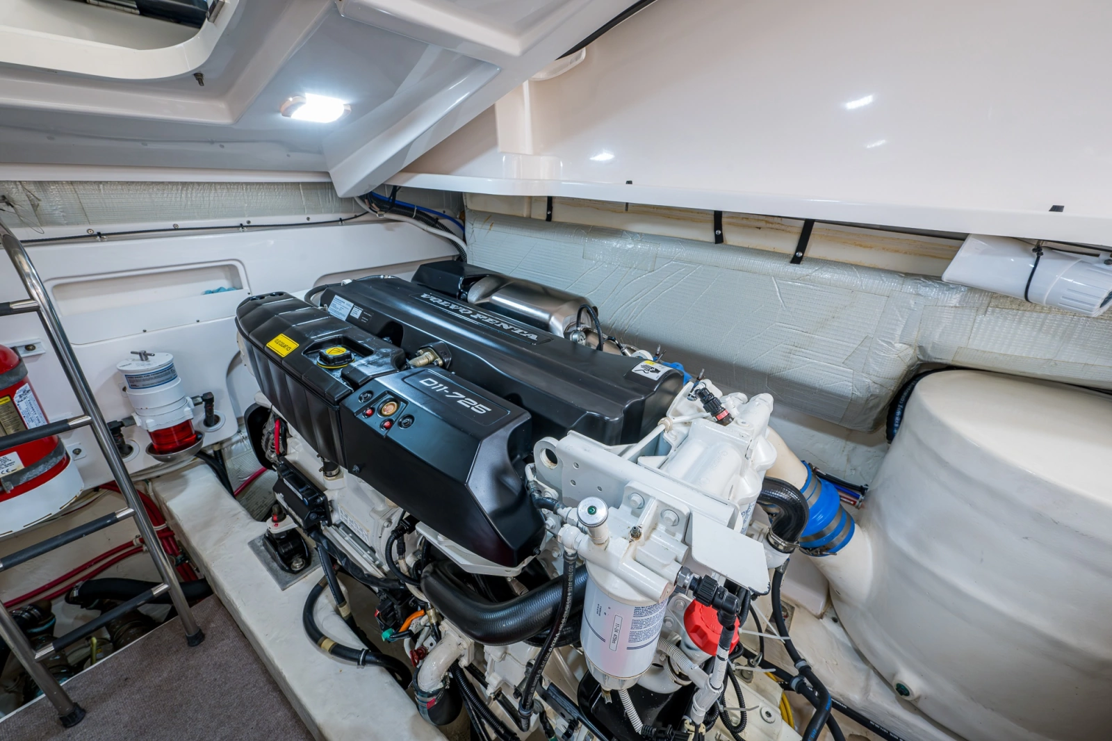 2018 Tiara Yachts 4300 Open