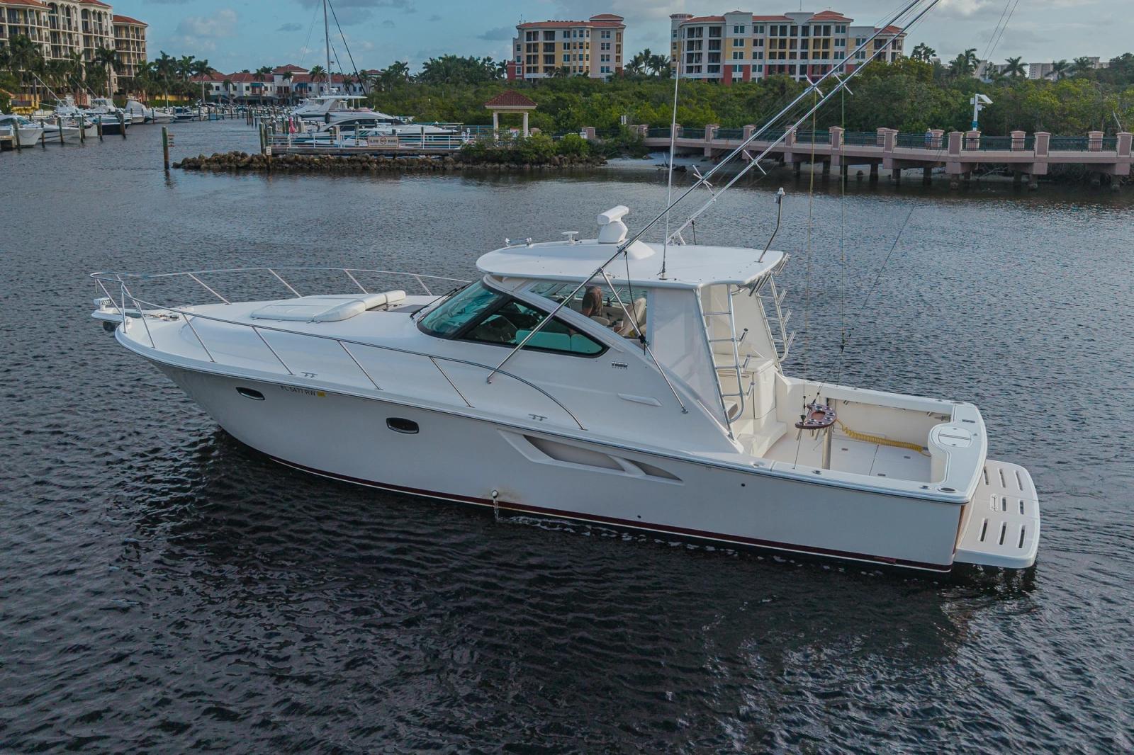 2018 Tiara Yachts 4300 Open