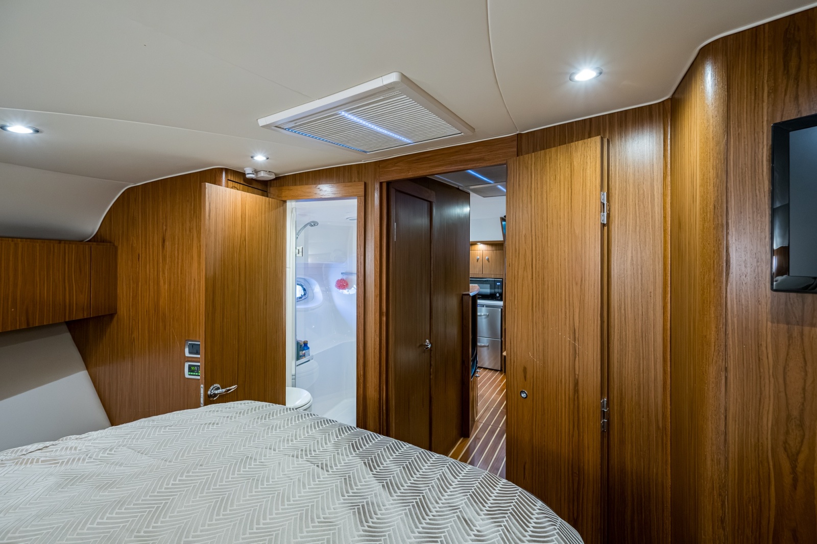 2018 Tiara Yachts 4300 Open