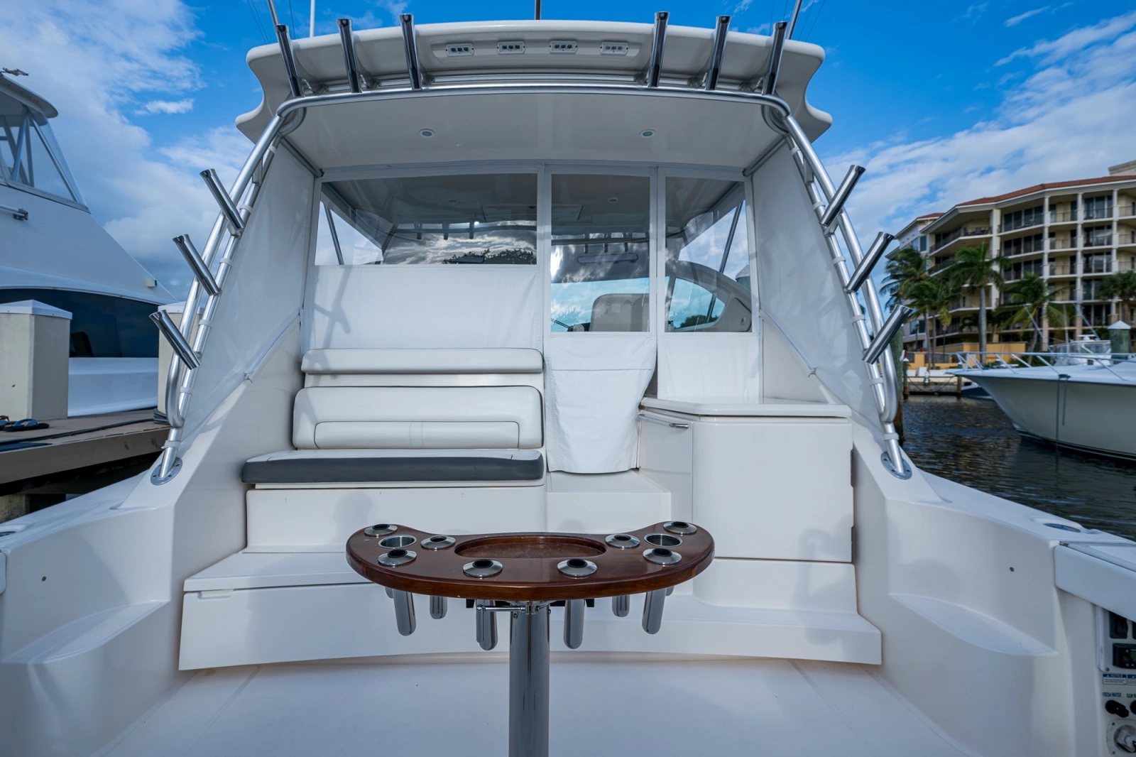 2018 Tiara Yachts 4300 Open
