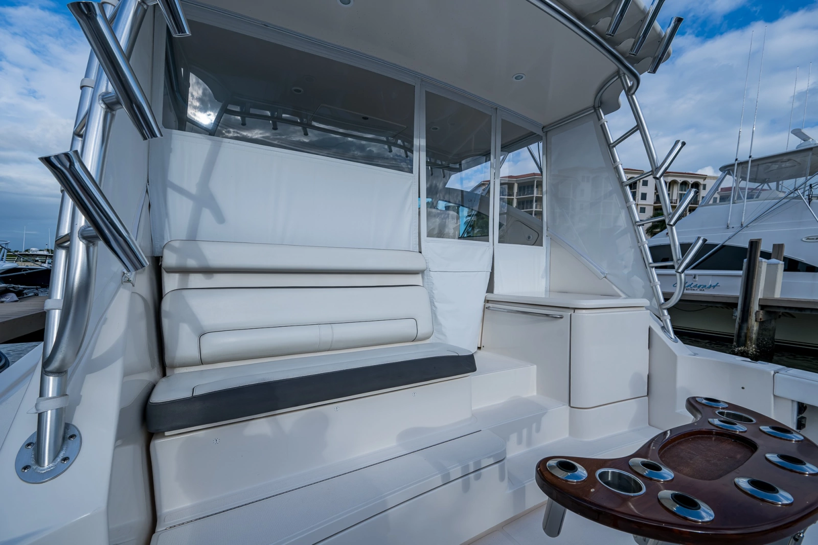 2018 Tiara Yachts 4300 Open