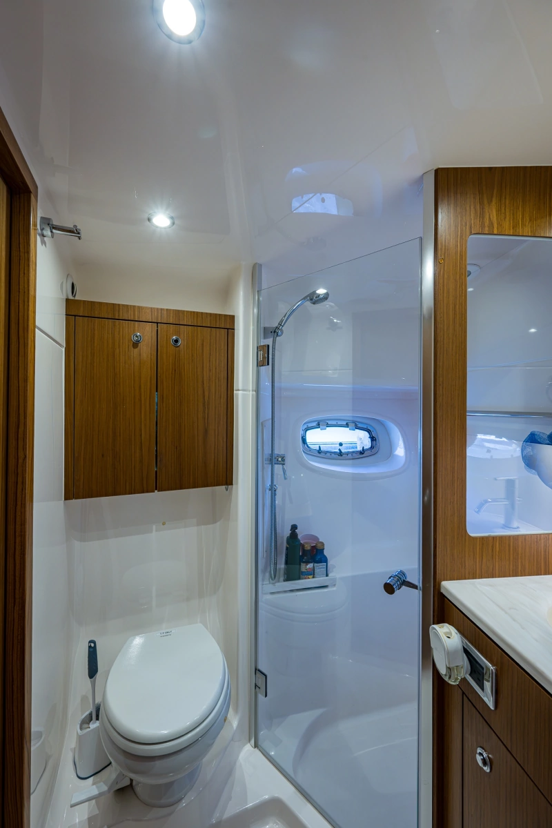 2018 Tiara Yachts 4300 Open