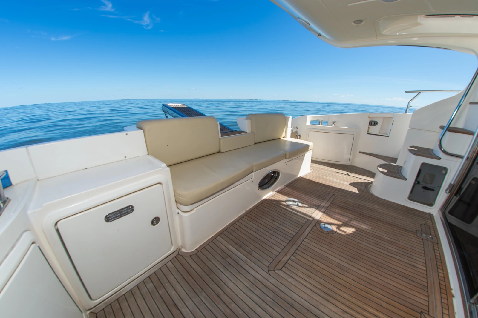 47 Azimut 2008 11