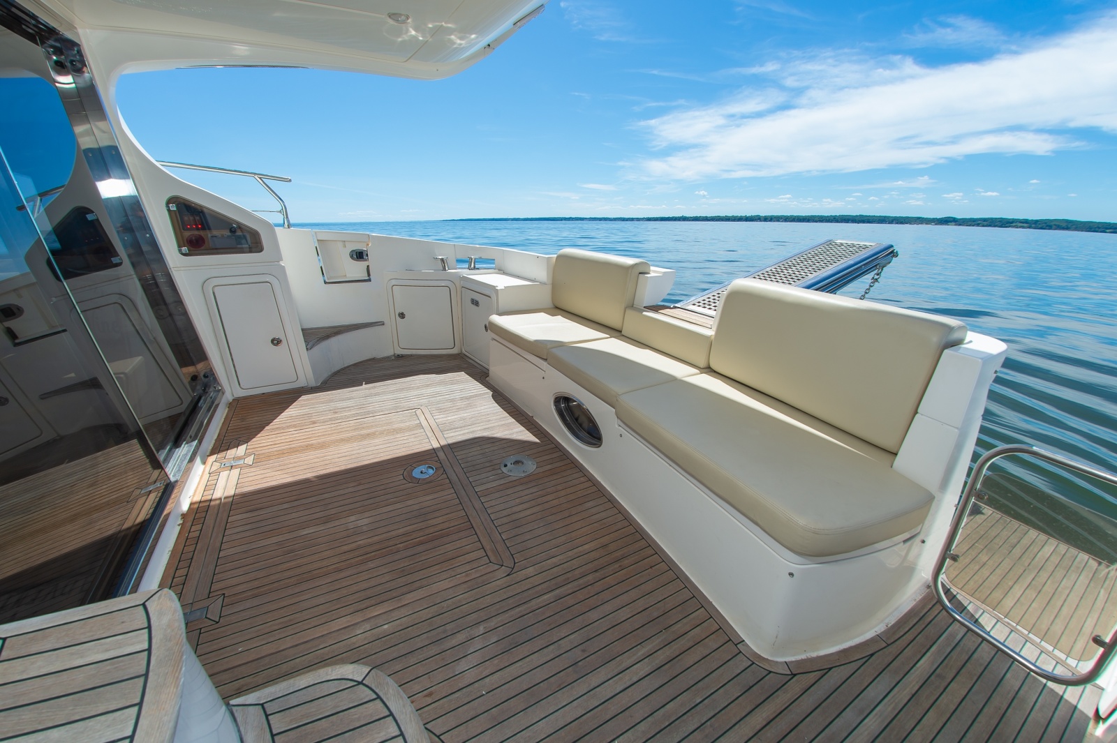 47 Azimut 2008 12