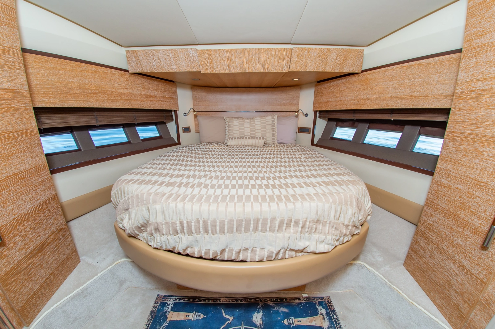 47 Azimut 2008 27