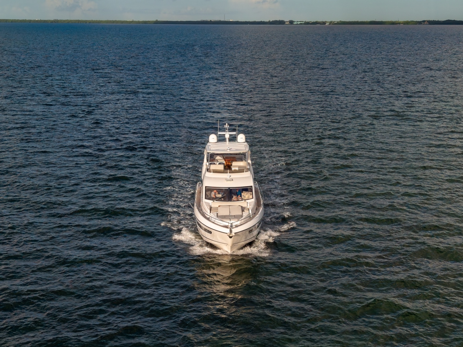 2022 Sunseeker Manhattan