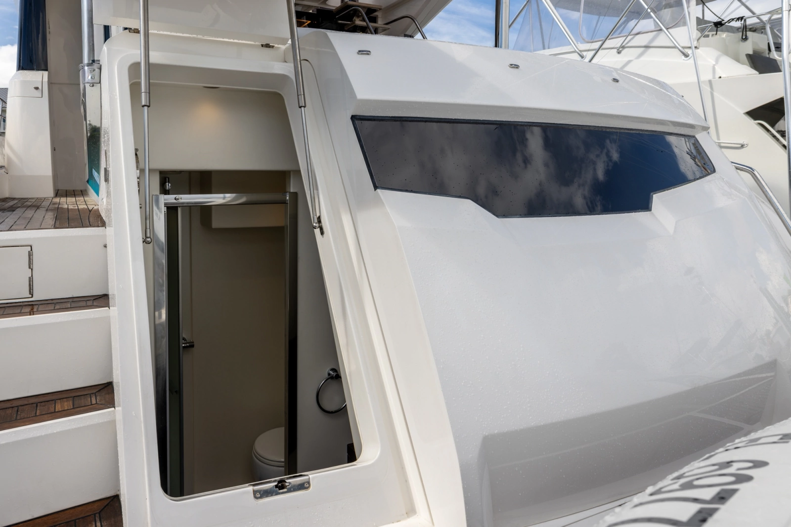 2022 Sunseeker Manhattan