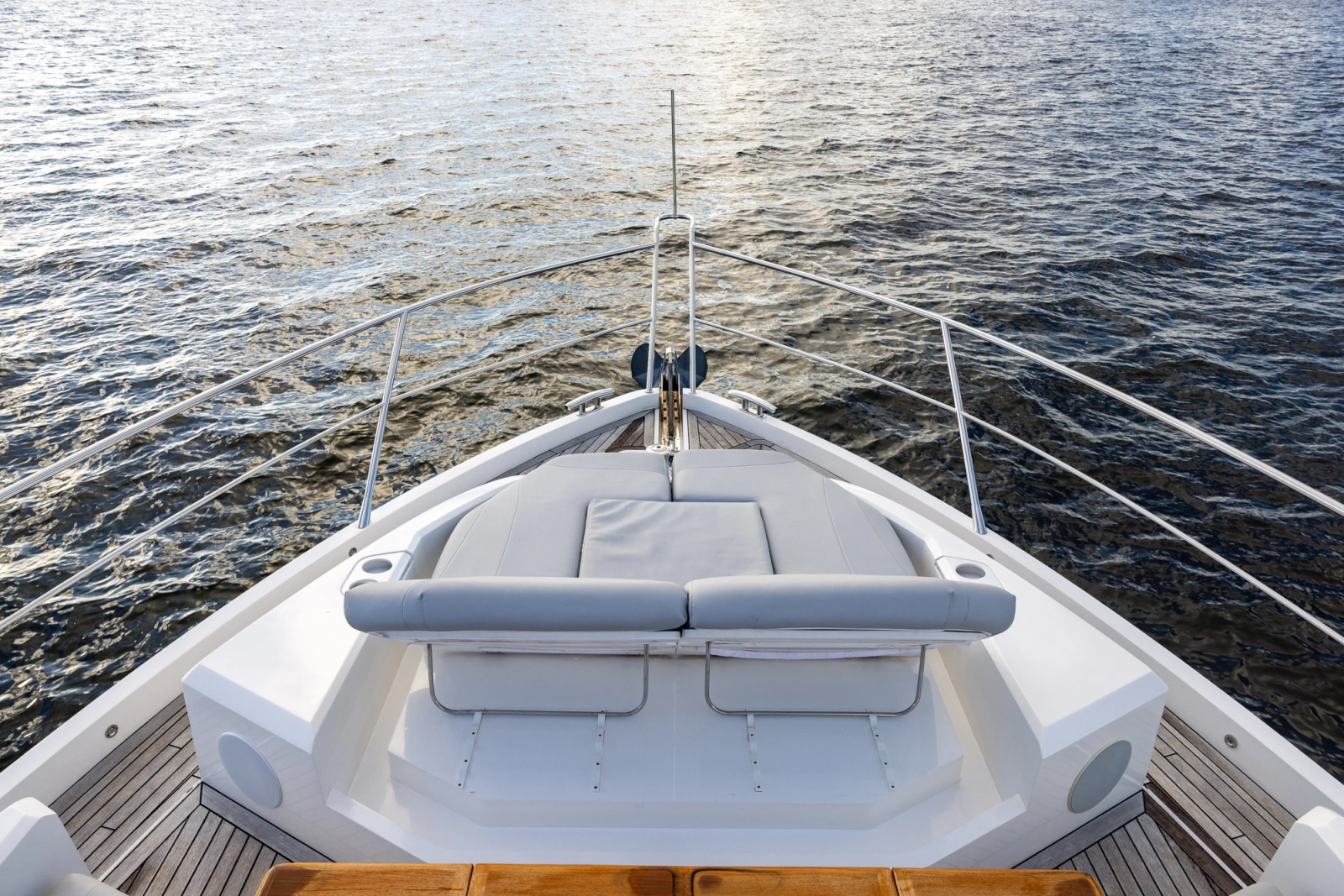 2022 Sunseeker Manhattan