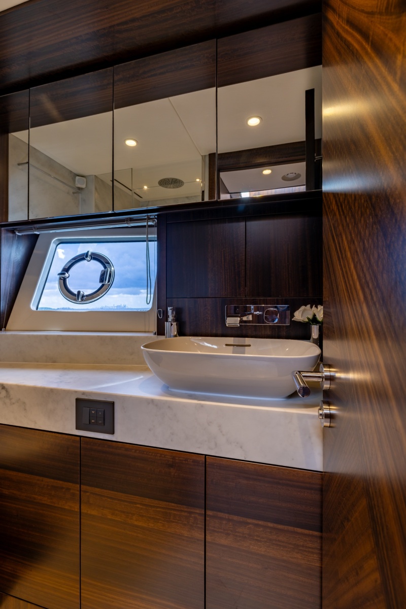 2022 Sunseeker Manhattan