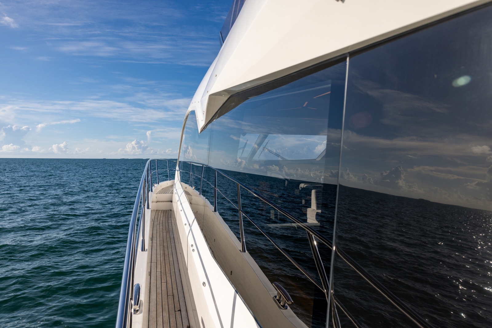 2022 Sunseeker Manhattan