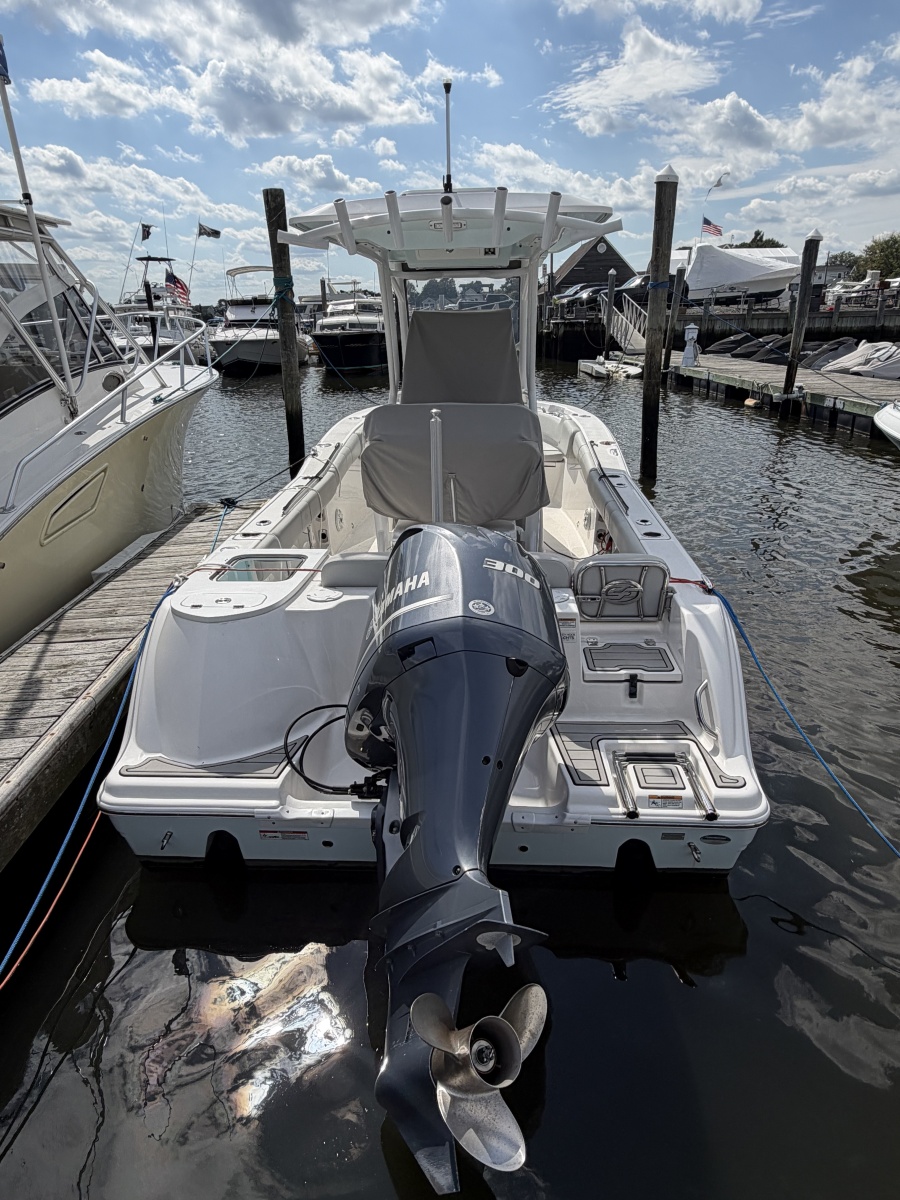 2021 Sea Fox 248 Commander