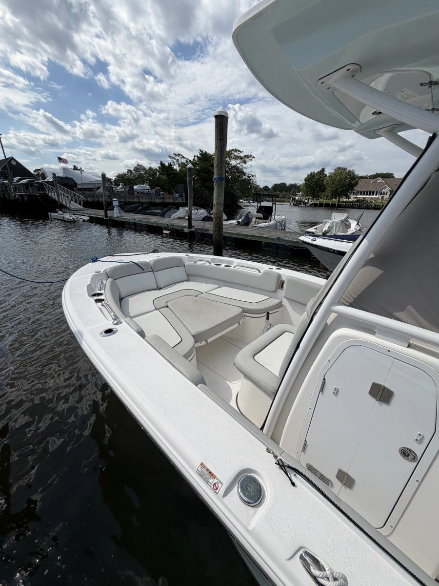 2021 Sea Fox 248 Commander