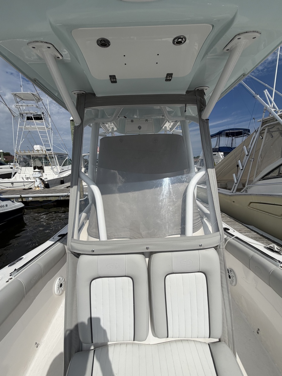 2021 Sea Fox 248 Commander