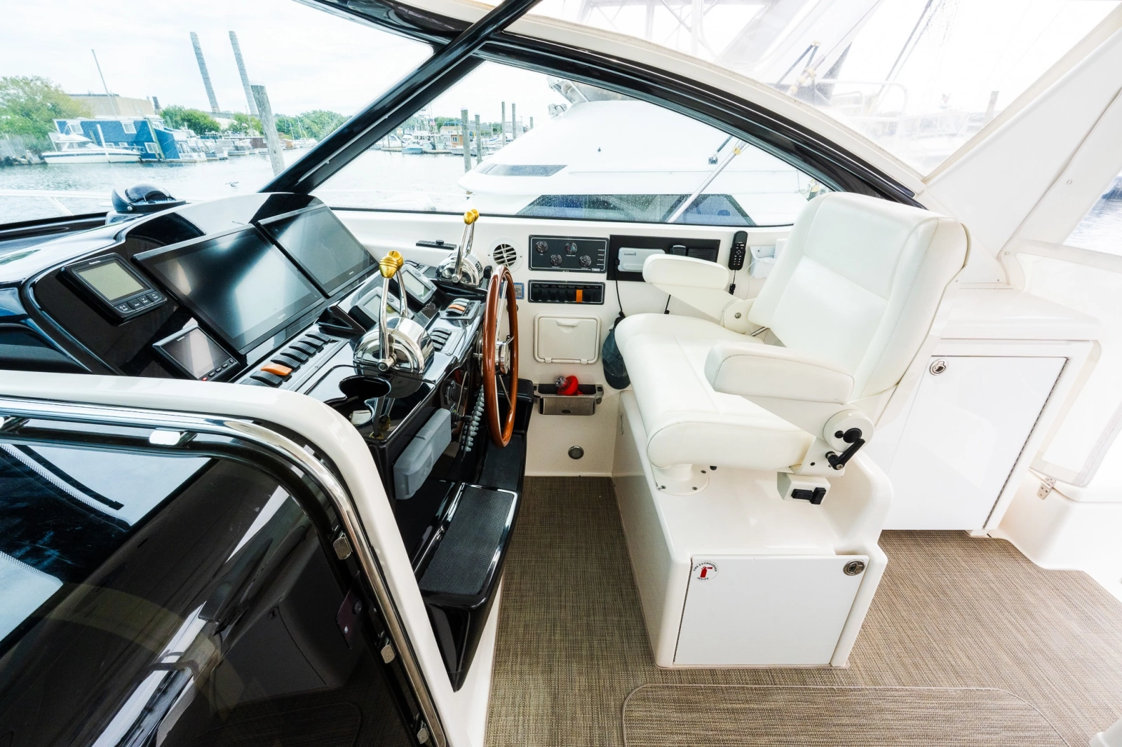 2006 Tiara Yachts 4200 Open