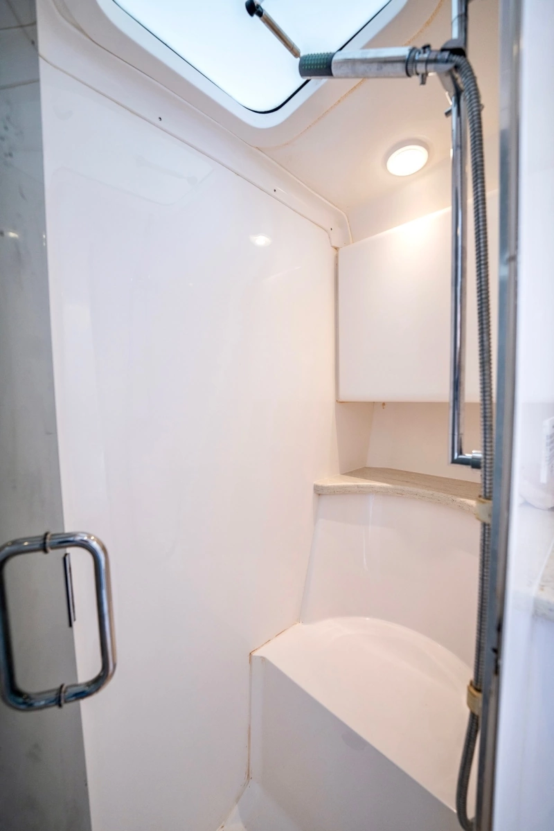 Legacy 40ft Intrepid Yacht For Sale