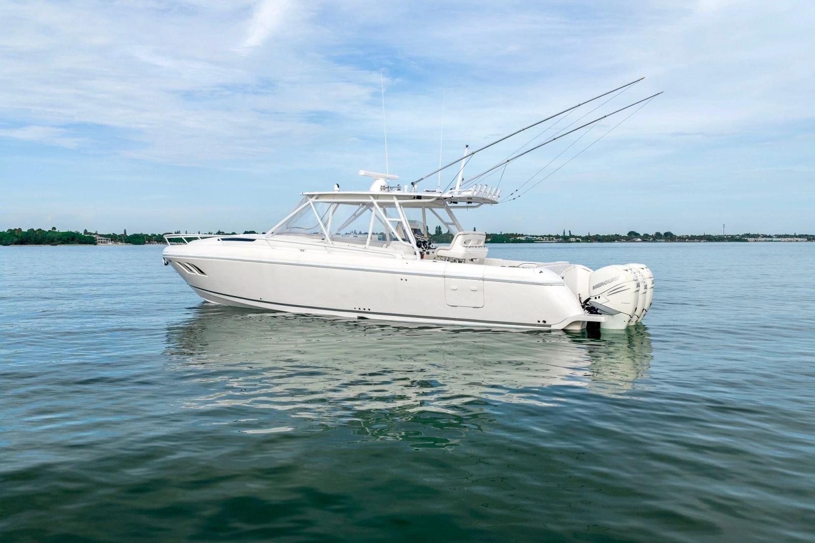 Legacy 40ft Intrepid Yacht For Sale